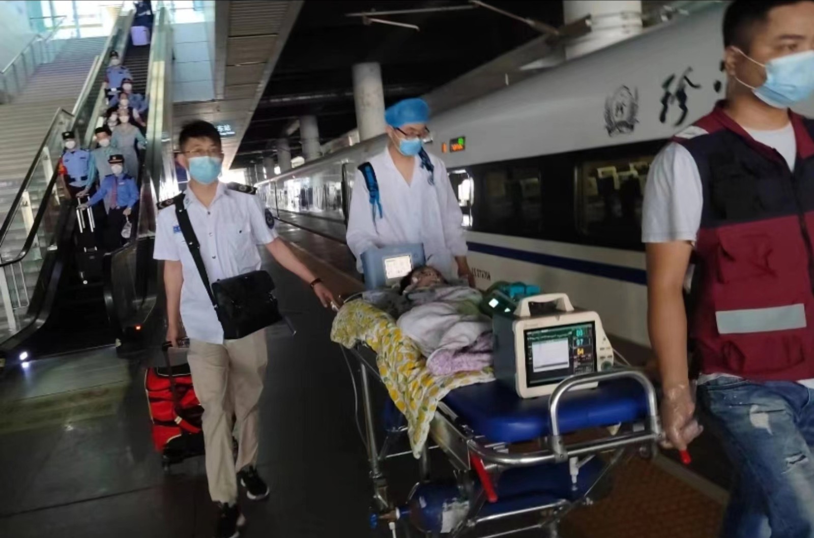 余庆县高铁转运公司